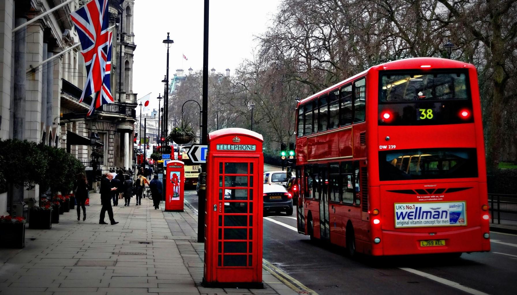 Understanding Penalty Fare Rules in London vs. Other UK Cities